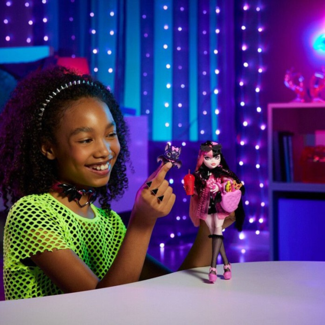 Monster High Draculaura-docka med supercoola tillbehör