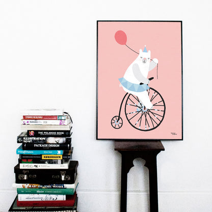 Michelle Carlslund Plakat - 50 x 70 cm - Cyklende Bjørn